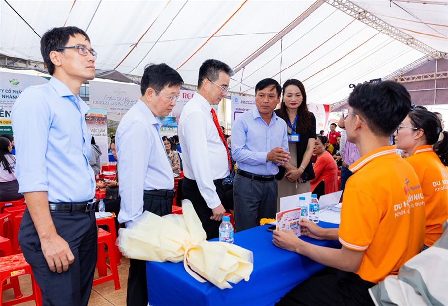 Đắk Lắk đẩy mạnh kết nối việc làm, mở rộng cơ hội cho người lao động